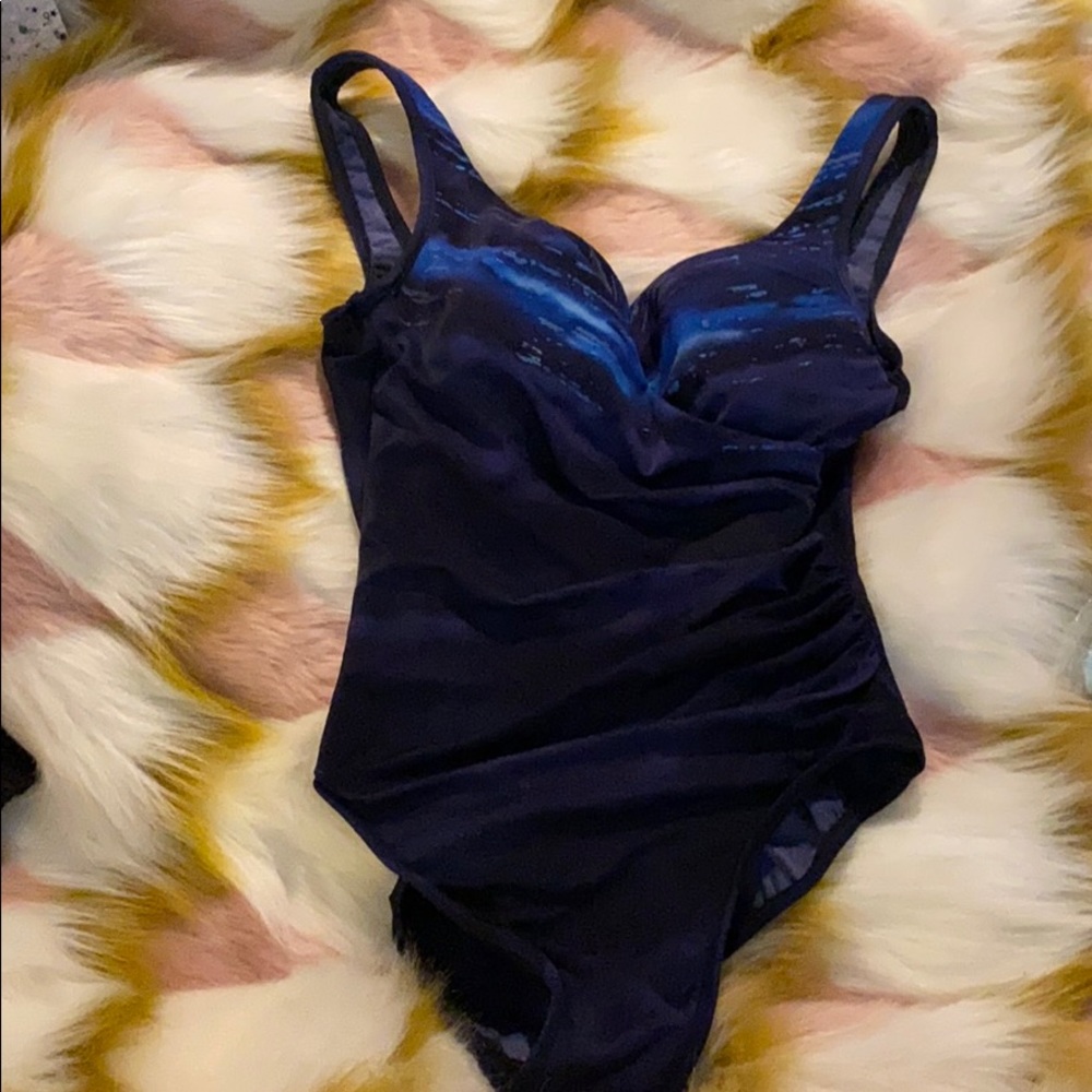 Miracle Suit (holds in stomach), Size 10